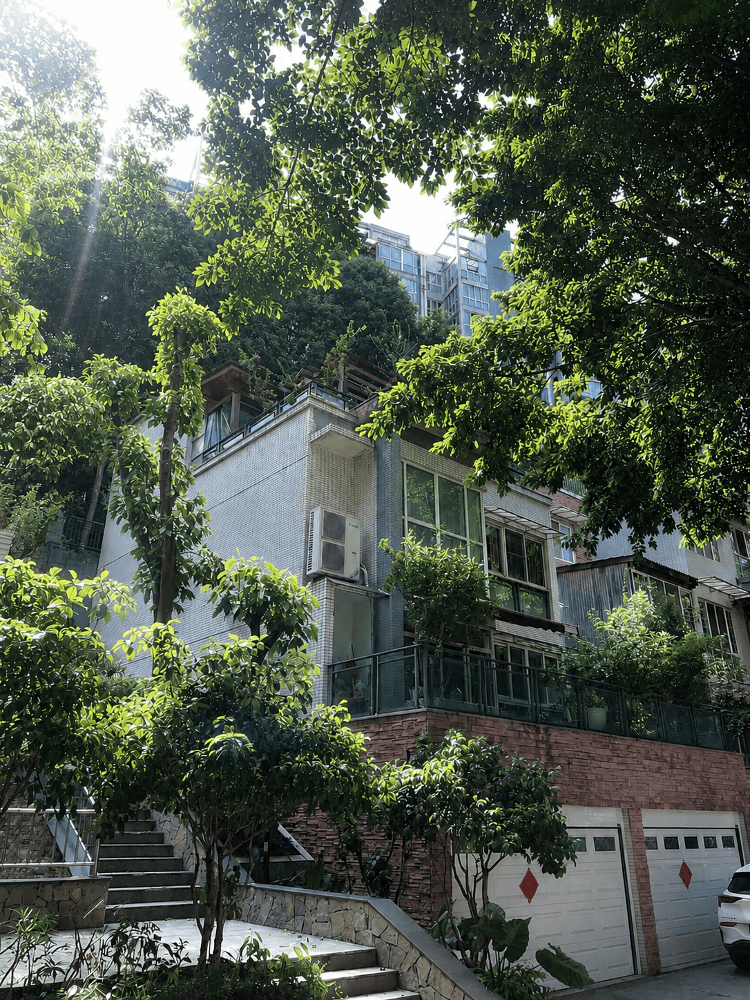辽宁岛居岁月从容升级：小小岛老别墅加装蒂升悦行款电梯